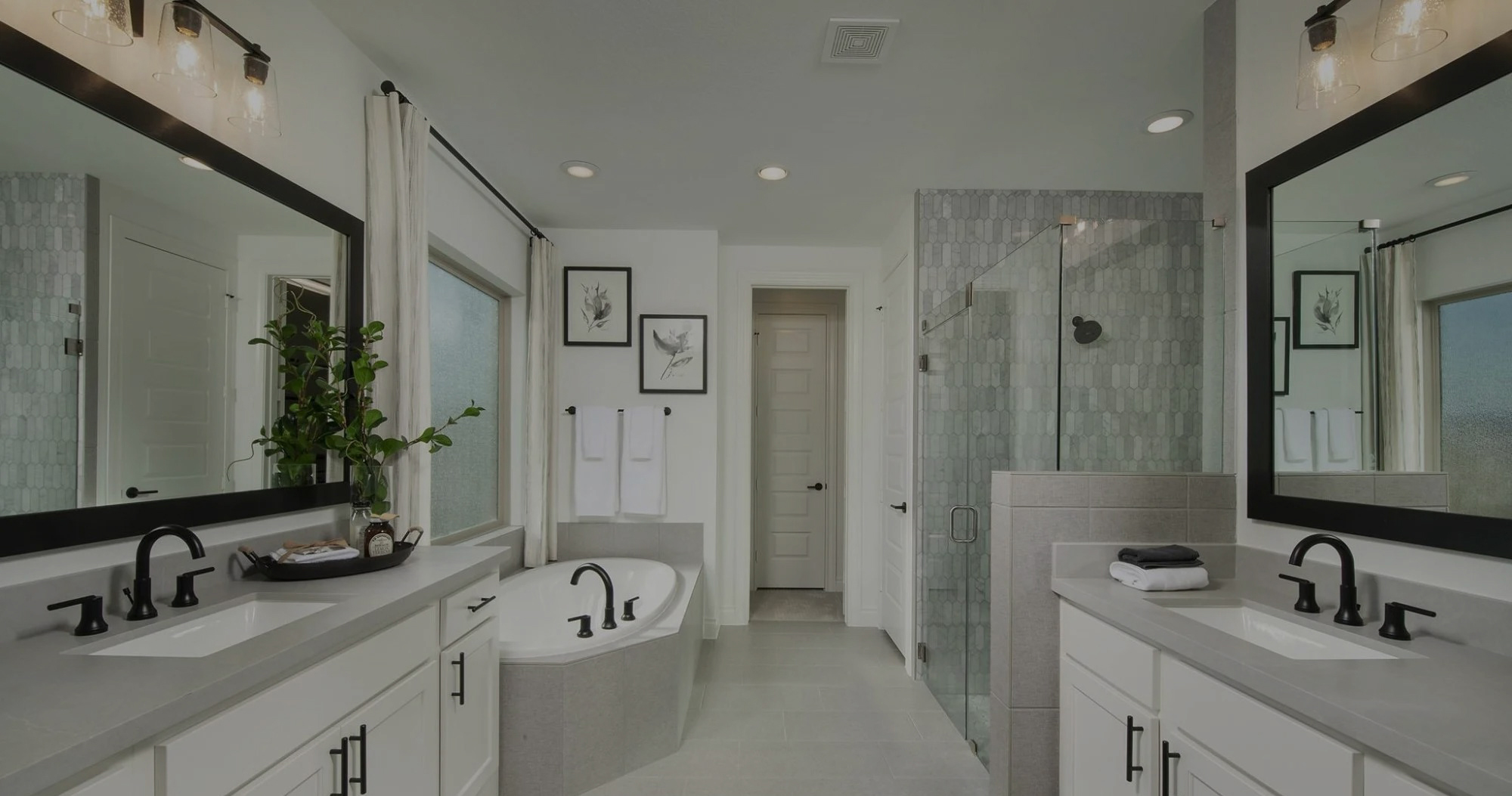 We are skilled bathroom renovation contractors  near El Paso, specializing in modern designs, upgrades, and complete transformations.