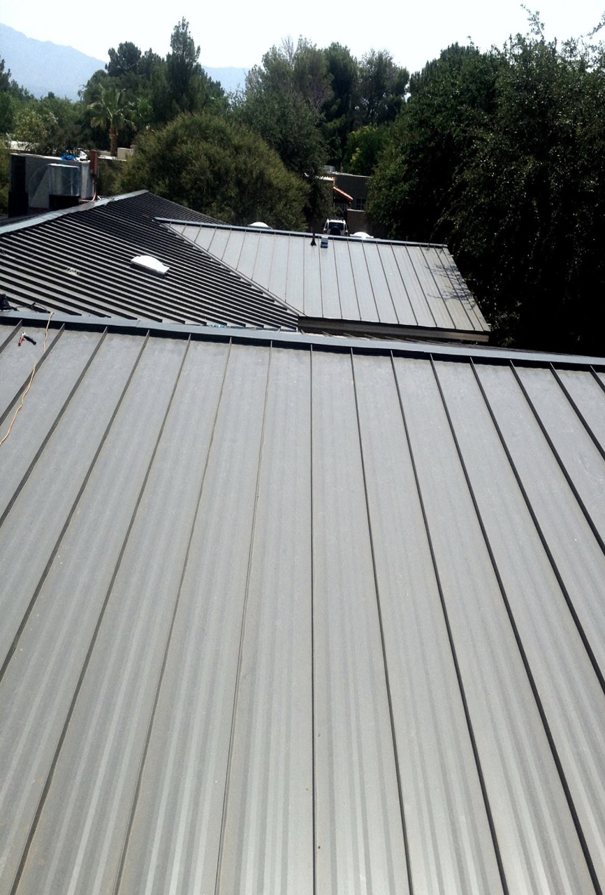 Reliable emergency roofing services for immediate repairs and protection during unexpected roof damage.